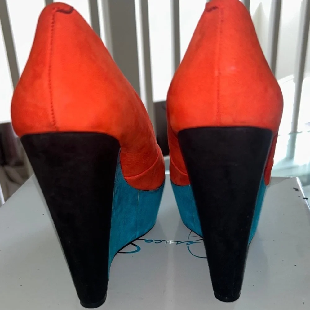 Jessica Simpson Color Blocking Wedge - Picture 4 of 5